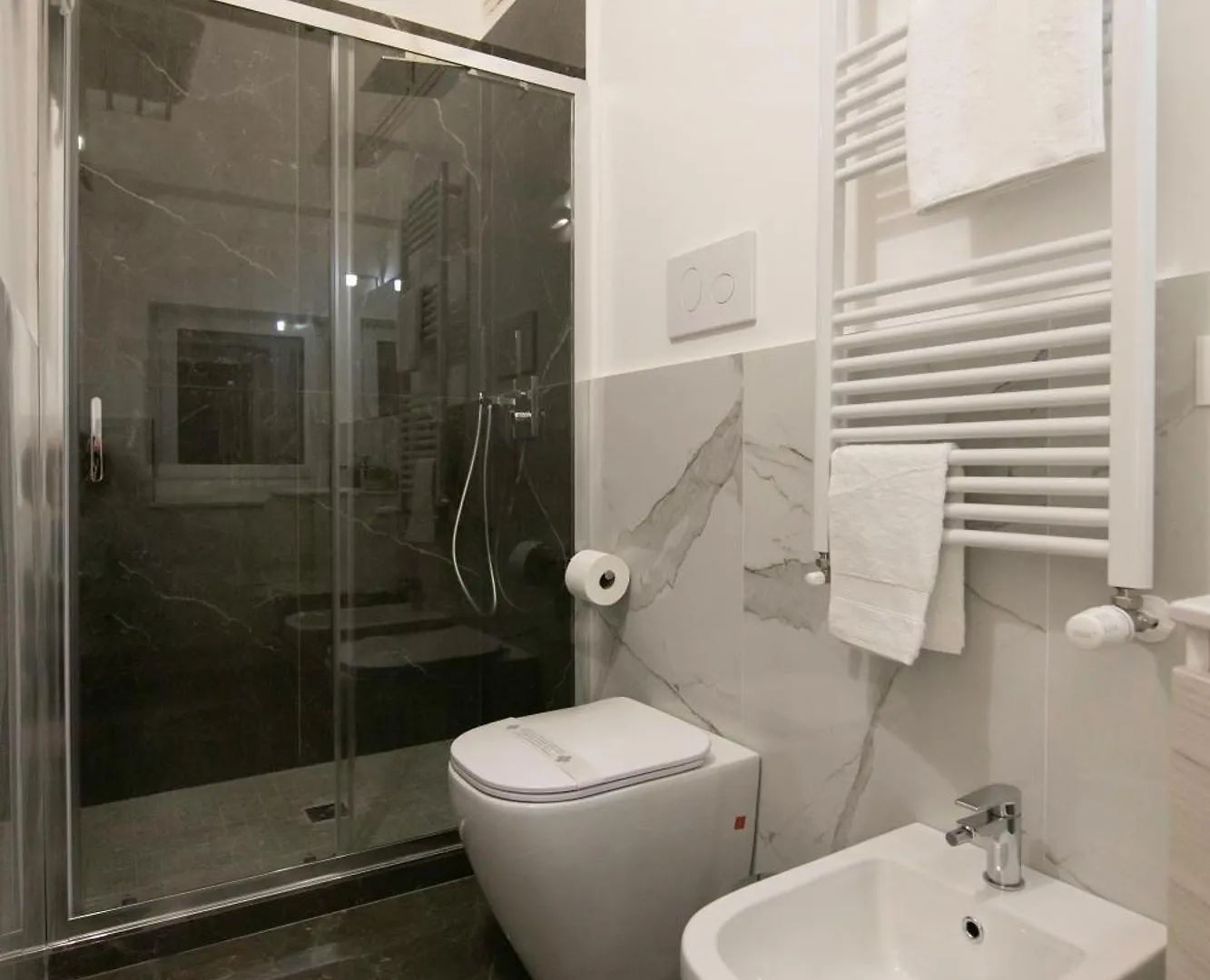 Villareale47 Luxury Suites & Rooms باليرمو 0*,