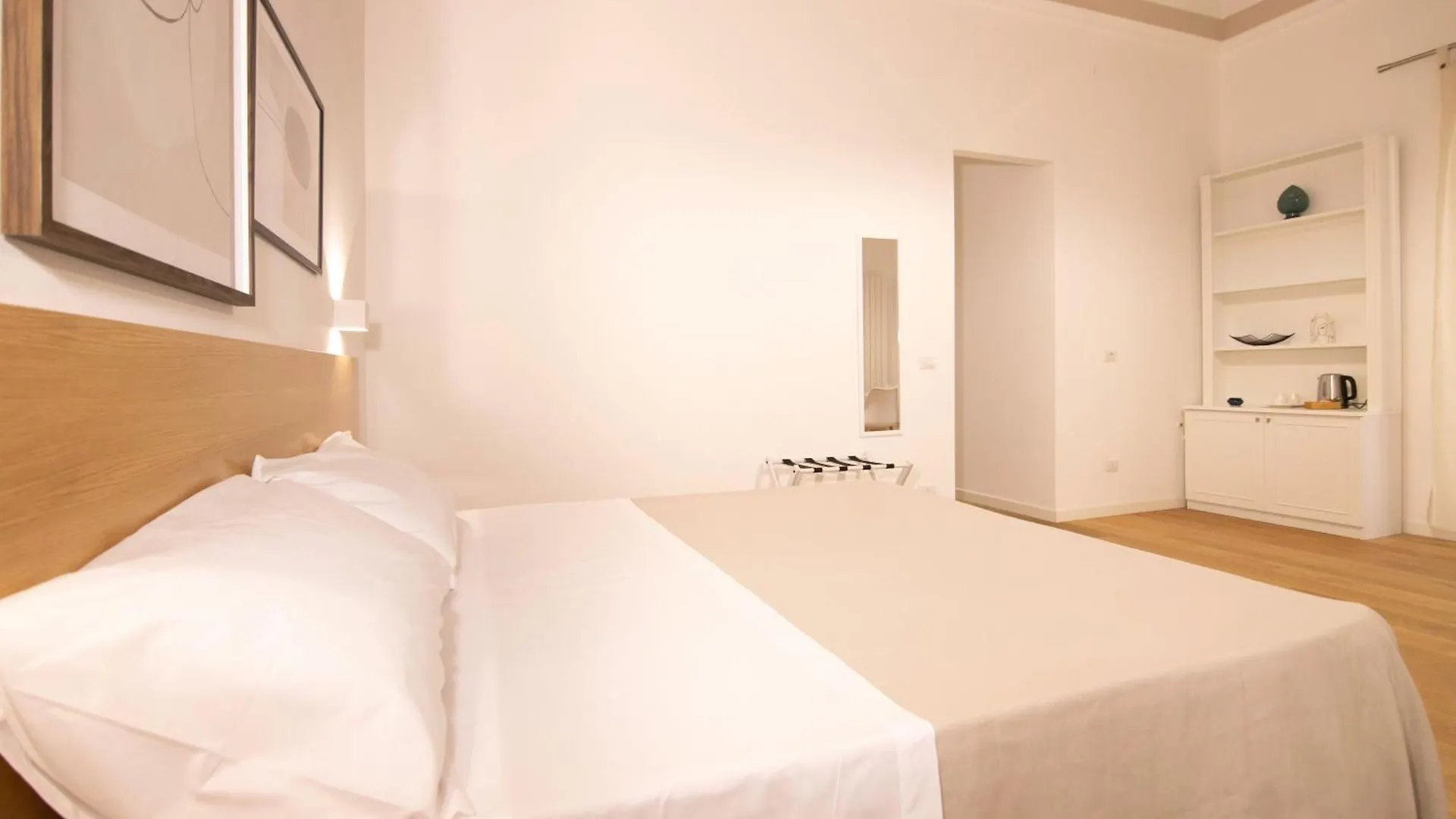 Villareale47 Luxury Suites & Rooms Palermo İtalya