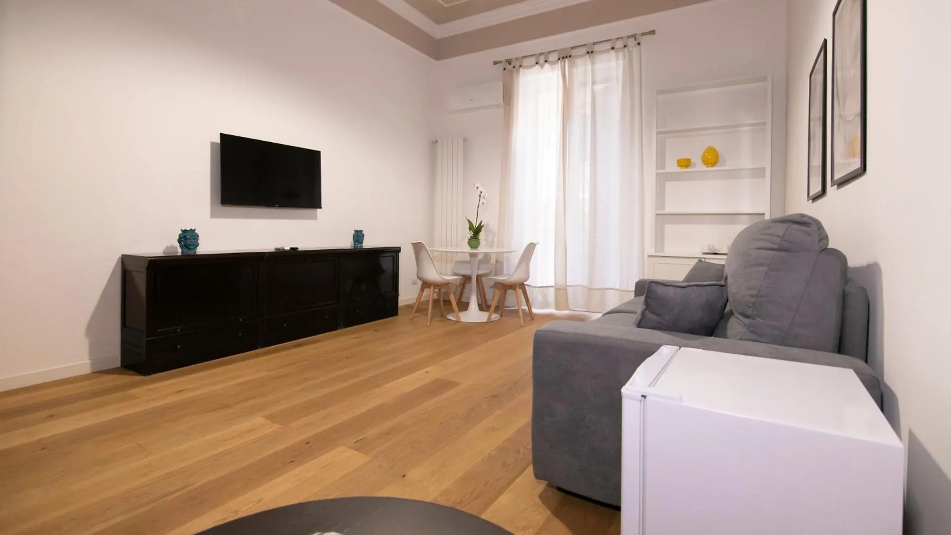 Villareale47 Luxury Suites & Rooms Palermo İtalya
