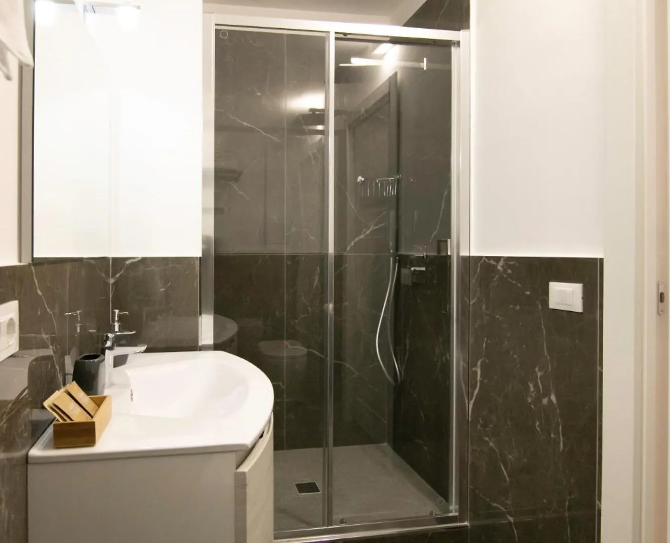 Konukevi Villareale47 Luxury Suites & Rooms Palermo İtalya