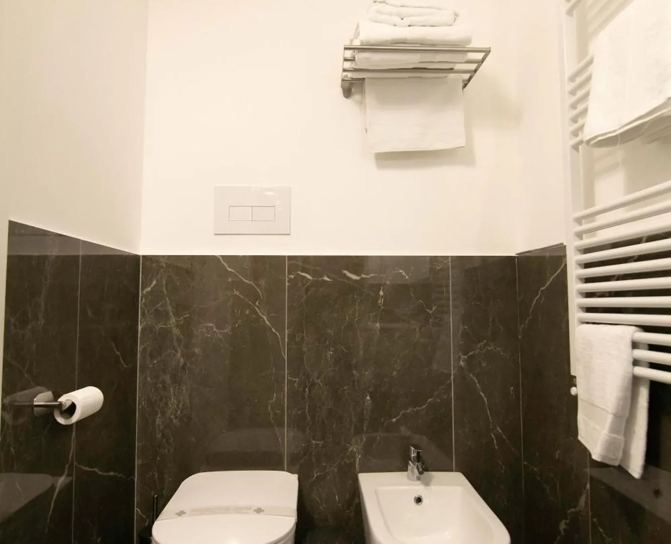 Villareale47 Luxury Suites & Rooms Palermo 0*,  İtalya